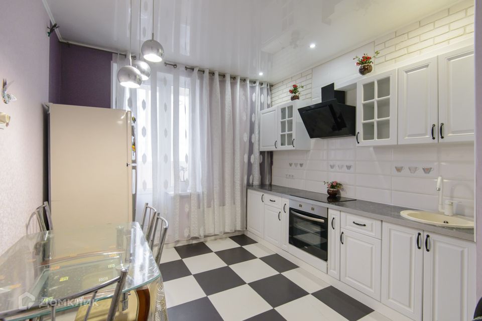 Продаётся 2-комнатная квартира, 56 м²