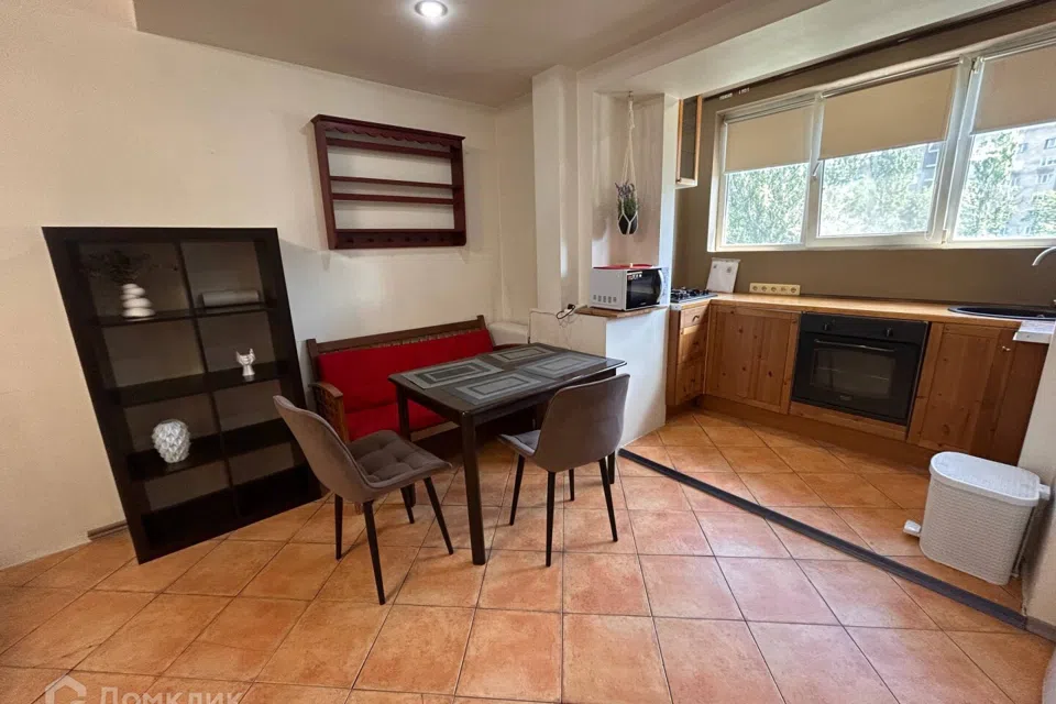 Сдаётся 3-комнатная квартира, 56 м²