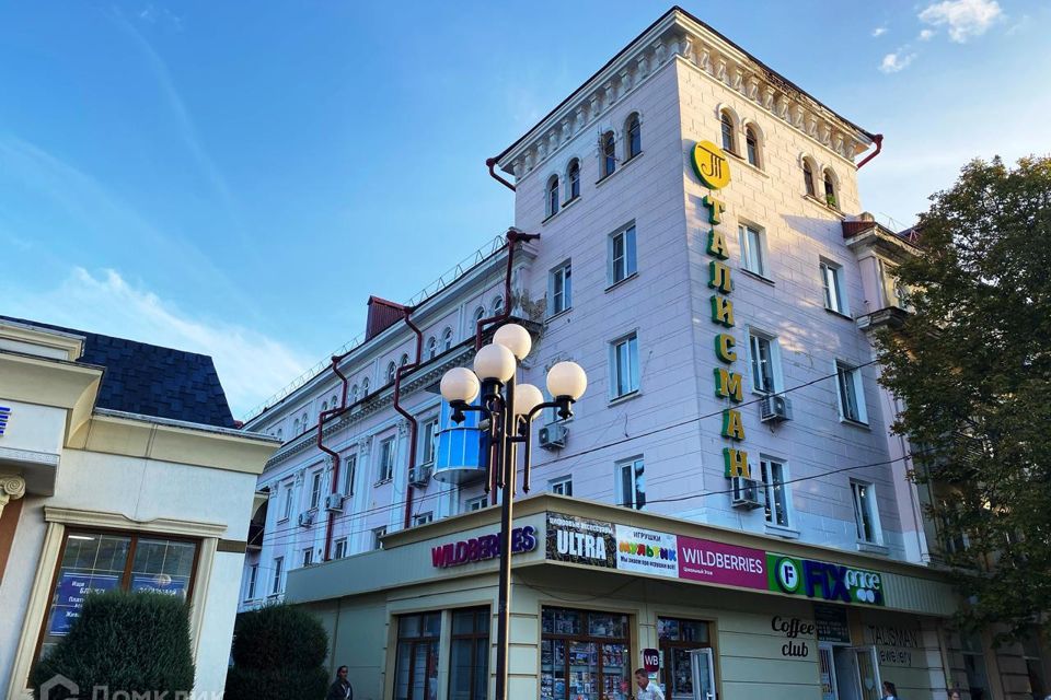 Продаётся 3-комнатная квартира, 71 м²