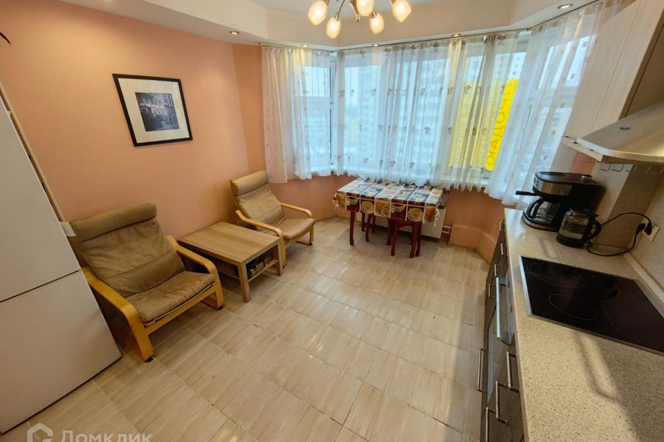 Продаётся 2-комнатная квартира, 62.4 м²