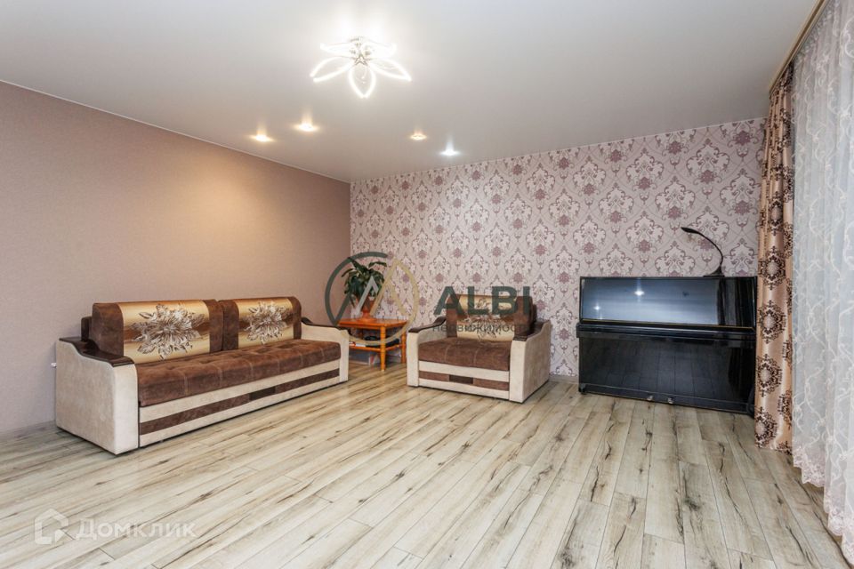 Продаётся 1-комнатная квартира, 58.4 м²