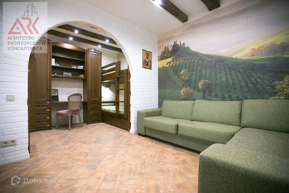 Продаётся 2-комнатная квартира, 55 м²