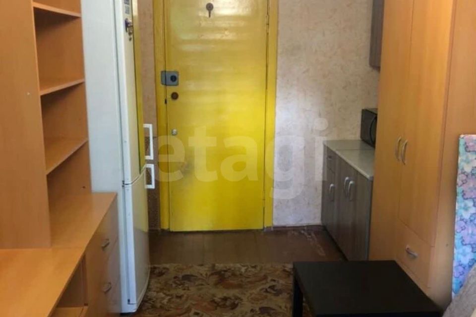 Продаётся комната в 7-комн. квартире, 11.6 м²