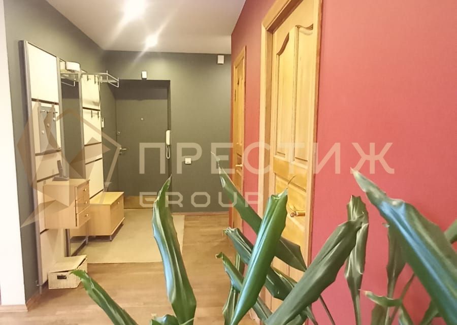 Продаётся 4-комнатная квартира, 109.3 м²