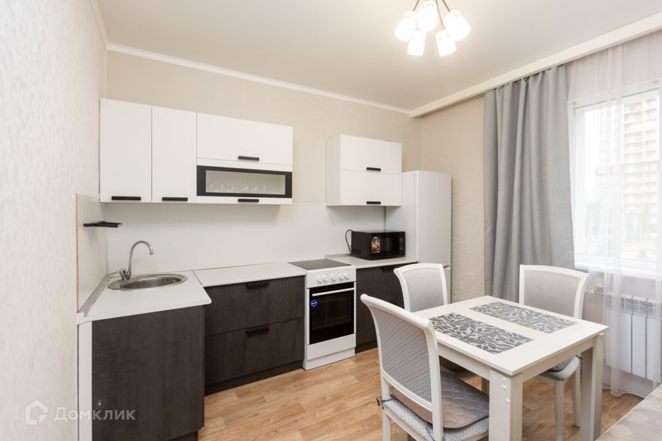 Продаётся 1-комнатная квартира, 40 м²