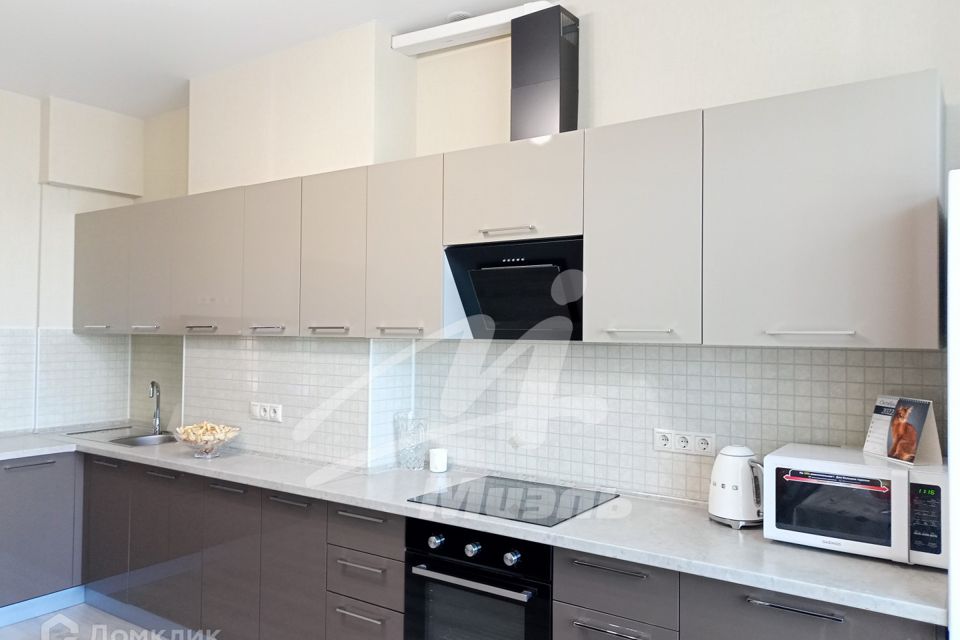Сдаётся 2-комнатная квартира, 59.8 м²
