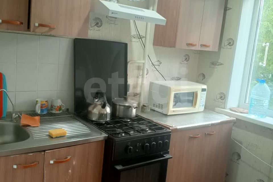 Сдаётся 4-комнатная квартира, 62 м²