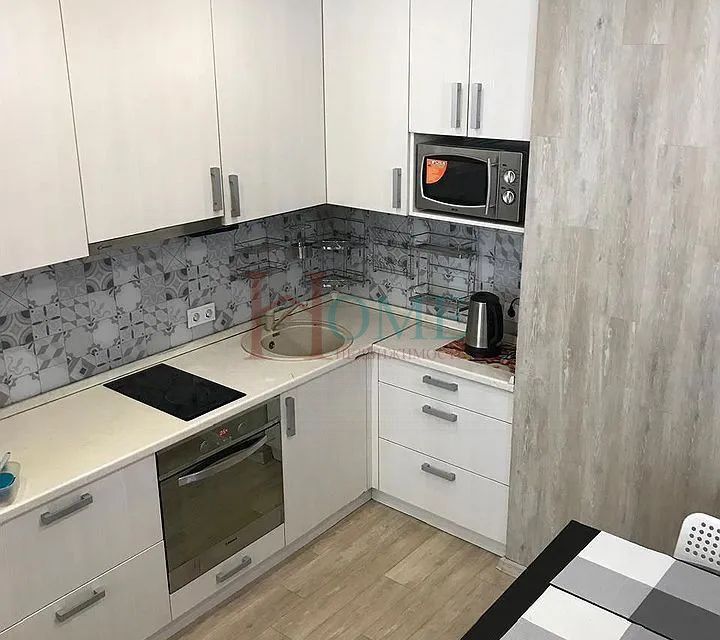 Сдаётся 1-комнатная квартира, 47 м²