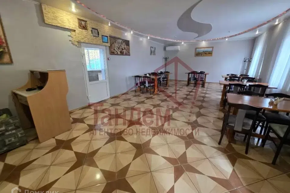 Продаётся помещение своб. назначения, 200 м²