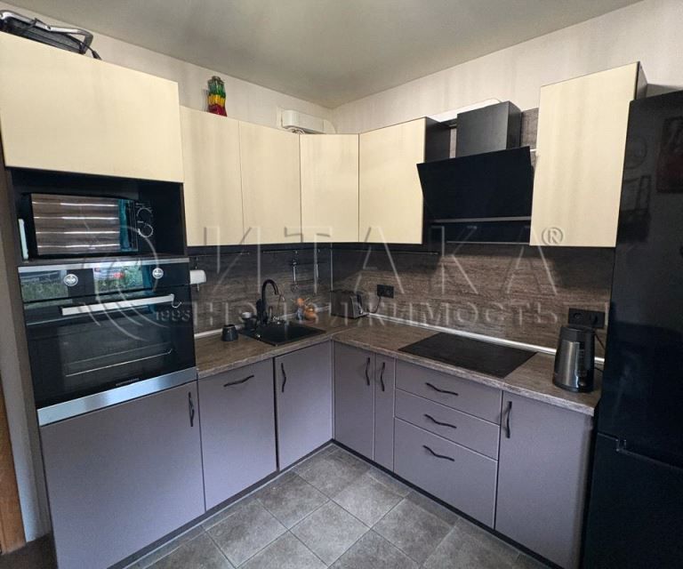 Продаётся 2-комнатная квартира, 58 м²
