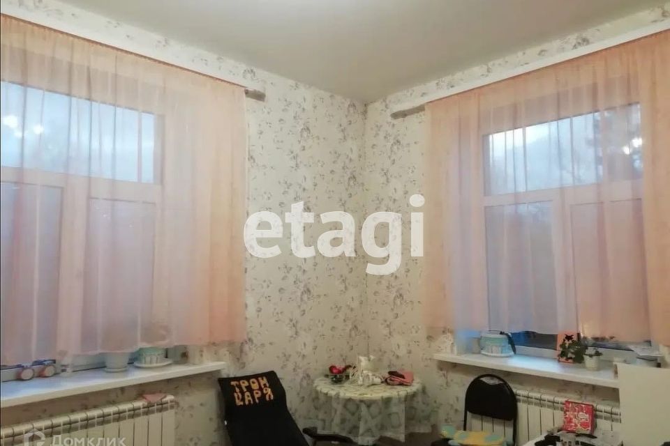 Продаётся 3-комнатная квартира, 63 м²