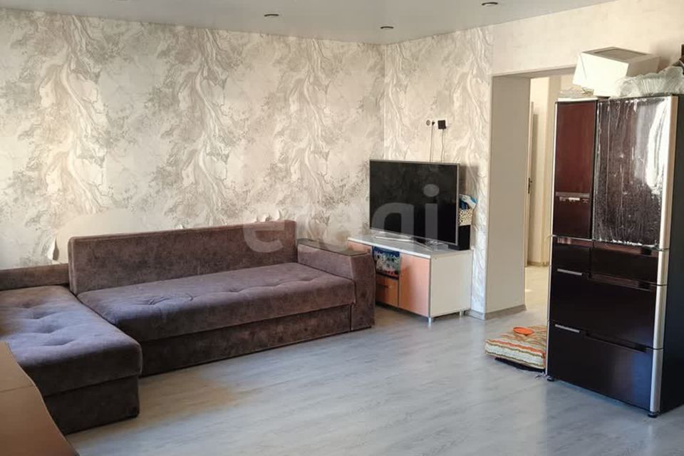 Продаётся 4-комнатная квартира, 77.1 м²