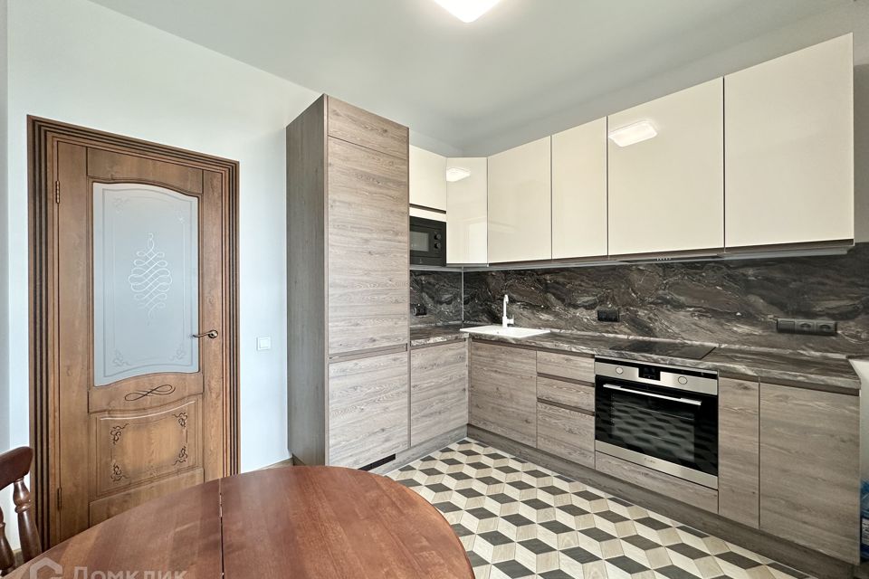 Продаётся 1-комнатная квартира, 37.7 м²