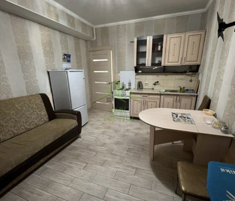 Продаётся 1-комнатная квартира, 35.3 м²