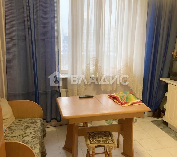 Продаётся 4-комнатная квартира, 100.9 м²