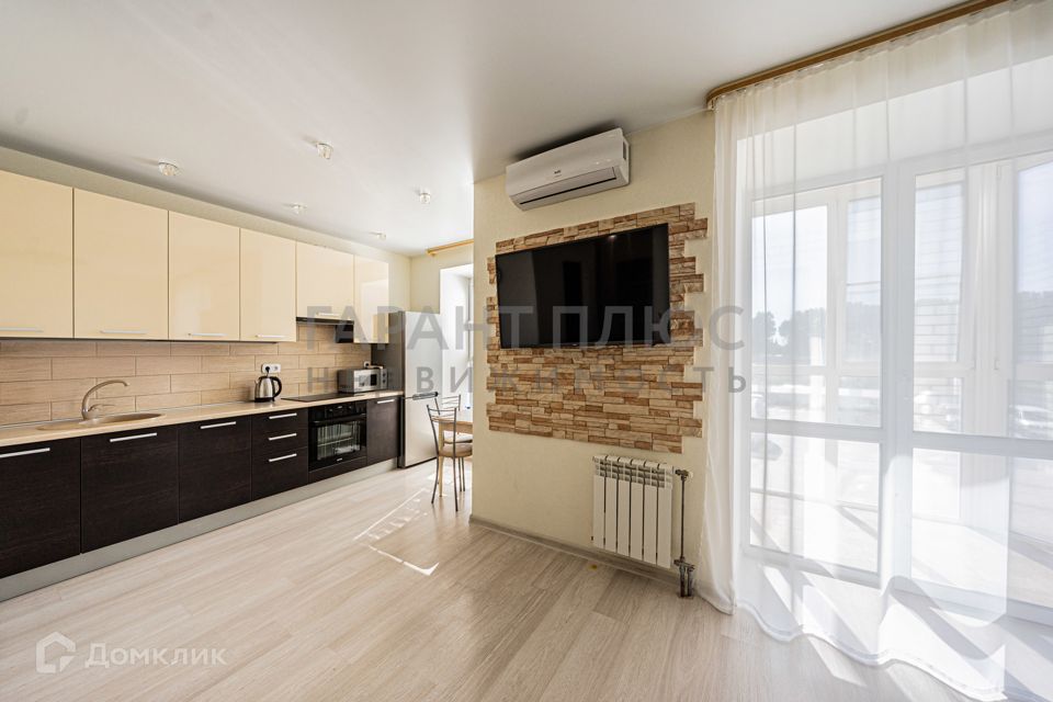 Продаётся 1-комнатная квартира, 47 м²