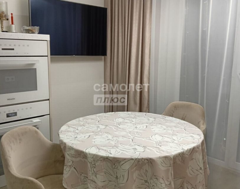 Продаётся 2-комнатная квартира, 53.4 м²