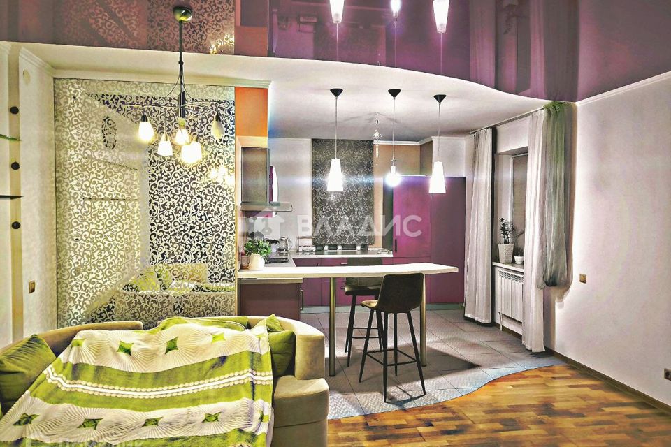 Продаётся 2-комнатная квартира, 77.7 м²
