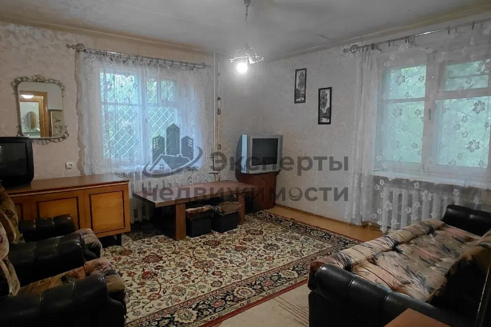Продаётся 2-комнатная квартира, 40.7 м²
