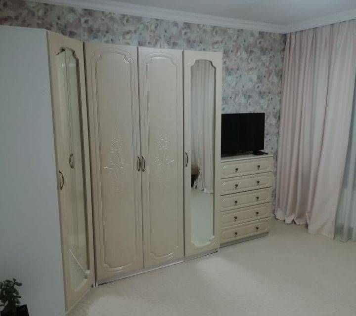 Сдаётся 1-комнатная квартира, 35 м²