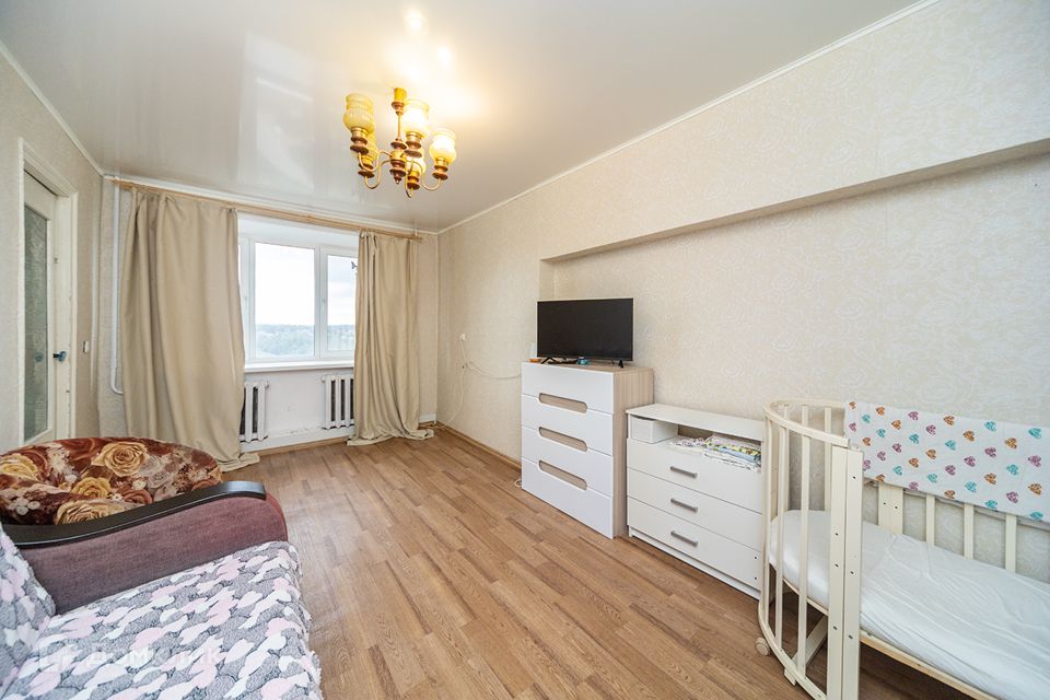 Продаётся 3-комнатная квартира, 55.8 м²