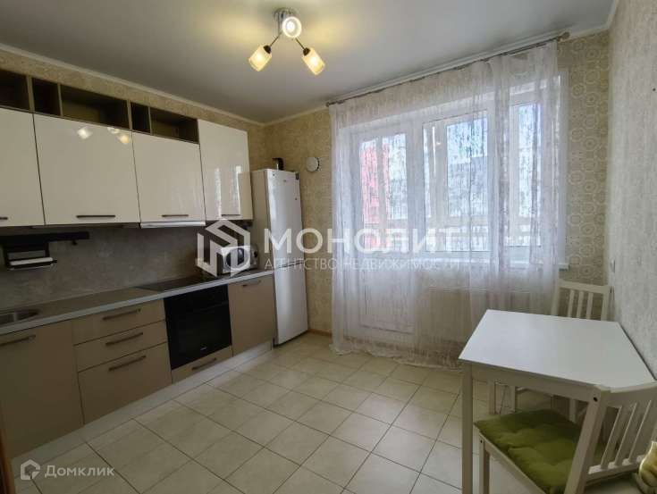 Сдаётся 2-комнатная квартира, 55 м²
