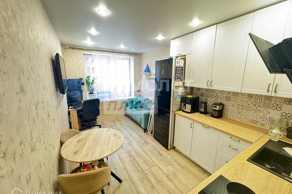 Продаётся 1-комнатная квартира, 38 м²