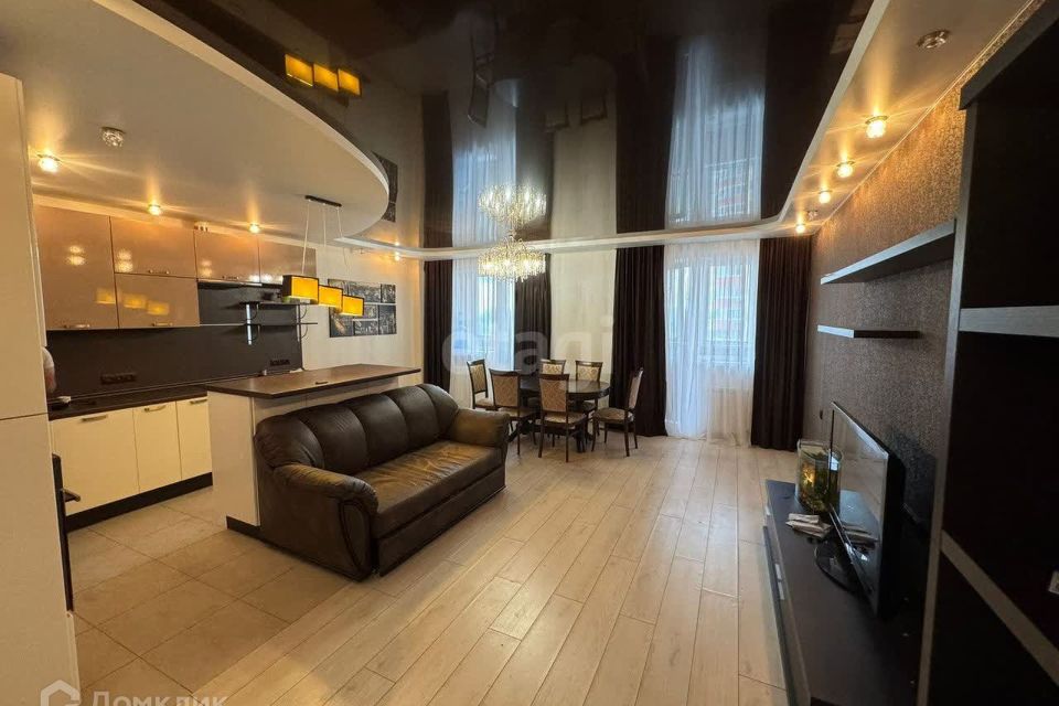 Продаётся 3-комнатная квартира, 98.4 м²