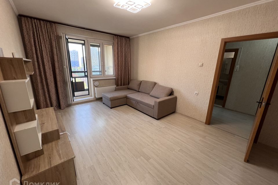 Сдаётся 1-комнатная квартира, 40 м²
