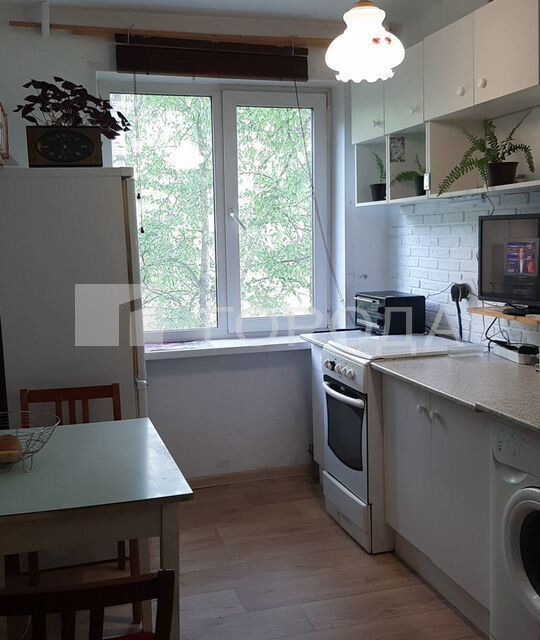 Продаётся 2-комнатная квартира, 43.6 м²