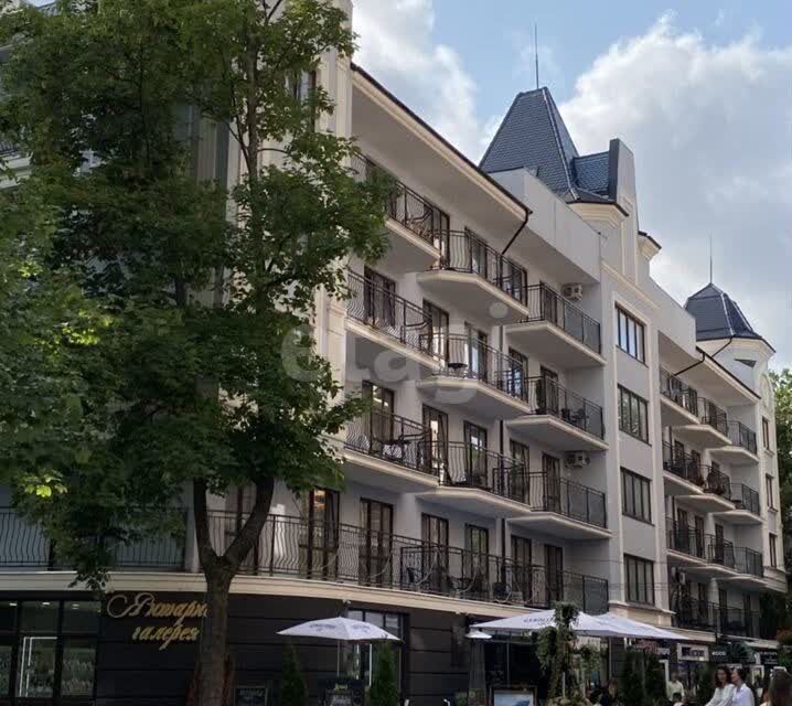 Продаётся 3-комнатная квартира, 56 м²