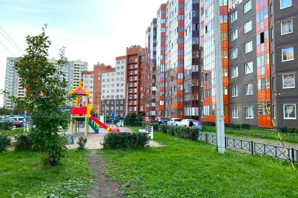 Продаётся 2-комнатная квартира, 60.2 м²