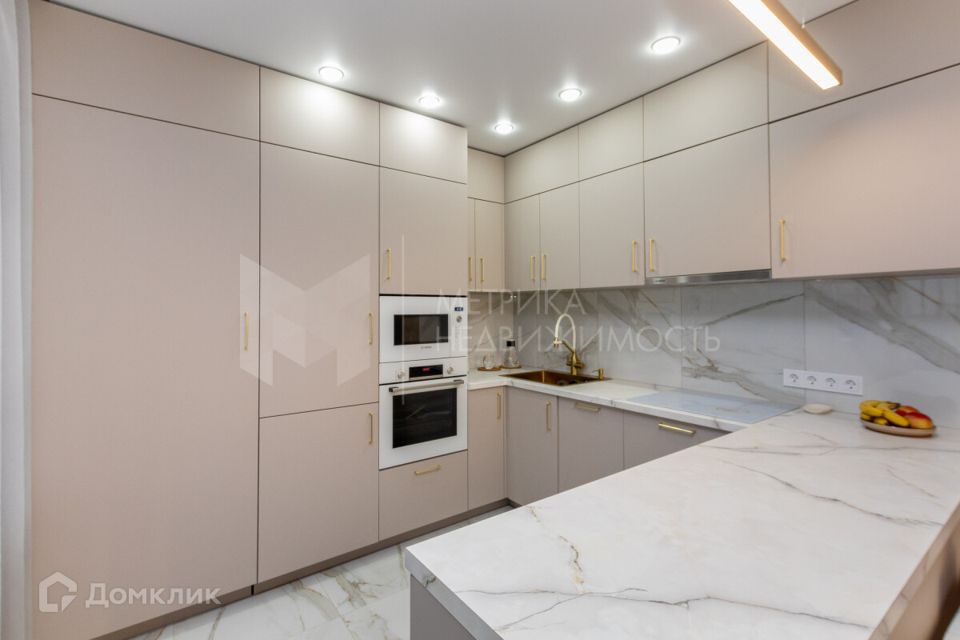 Продаётся 2-комнатная квартира, 96 м²