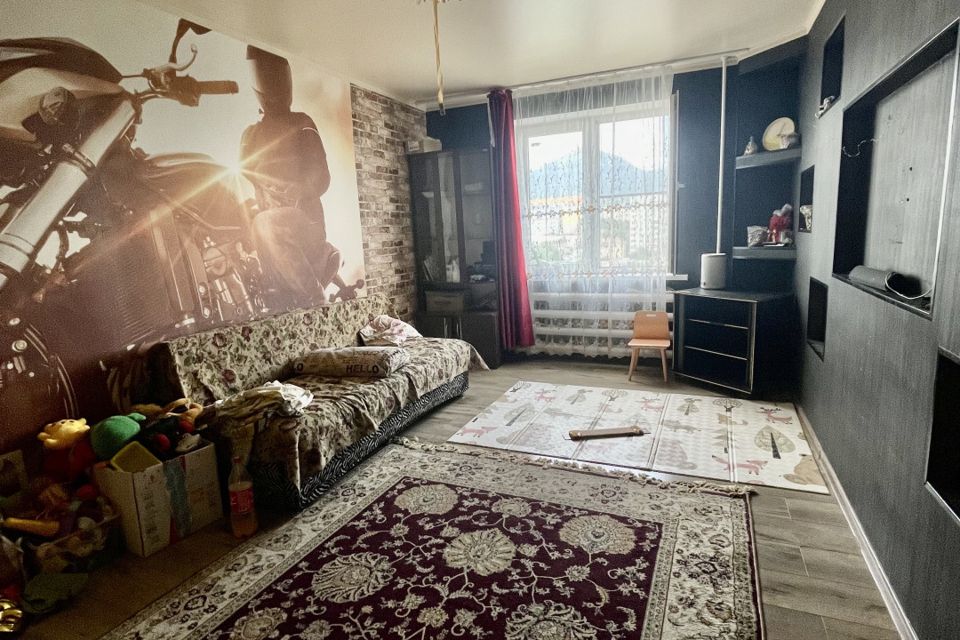 Продаётся 3-комнатная квартира, 73.3 м²
