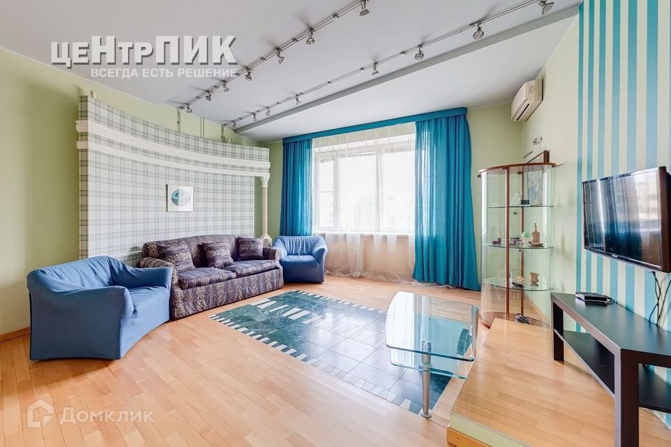 Продаётся 2-комнатная квартира, 80.4 м²