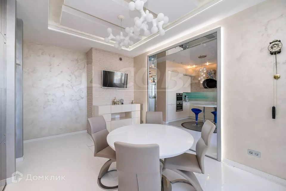 Продаётся 2-комнатная квартира, 120 м²