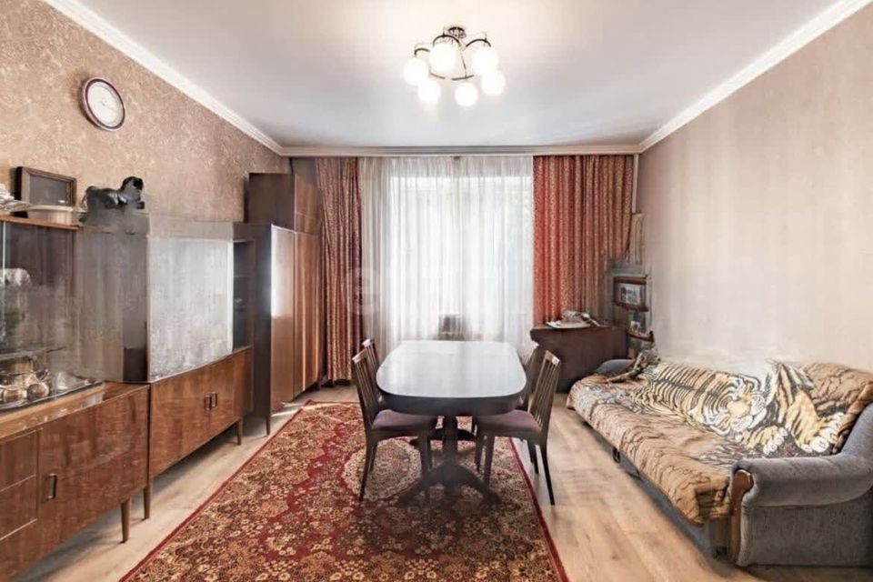 Сдаётся 4-комнатная квартира, 99.3 м²