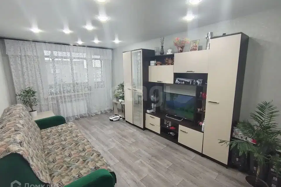 Продаётся 3-комнатная квартира, 58 м²