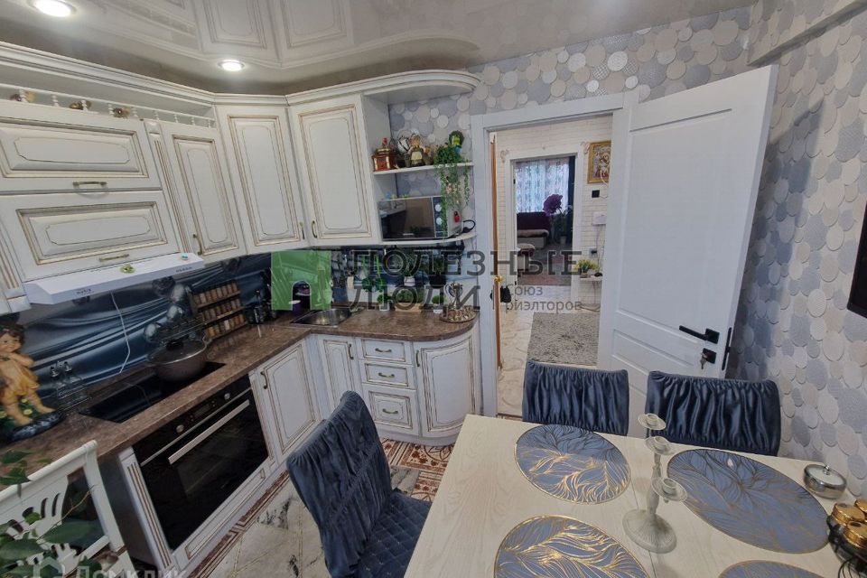 Продаётся 3-комнатная квартира, 58.9 м²