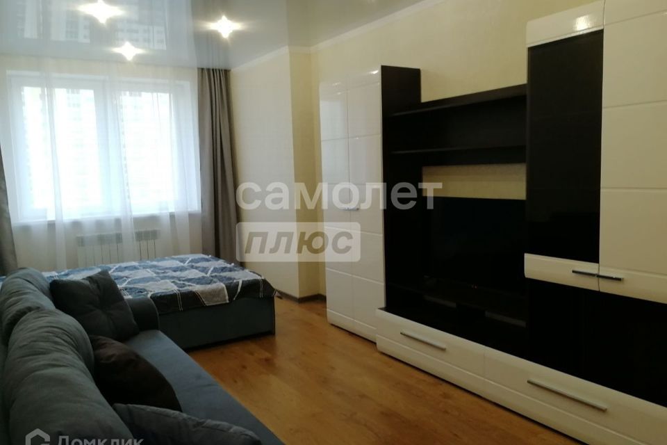 Сдаётся 1-комнатная квартира, 42 м²