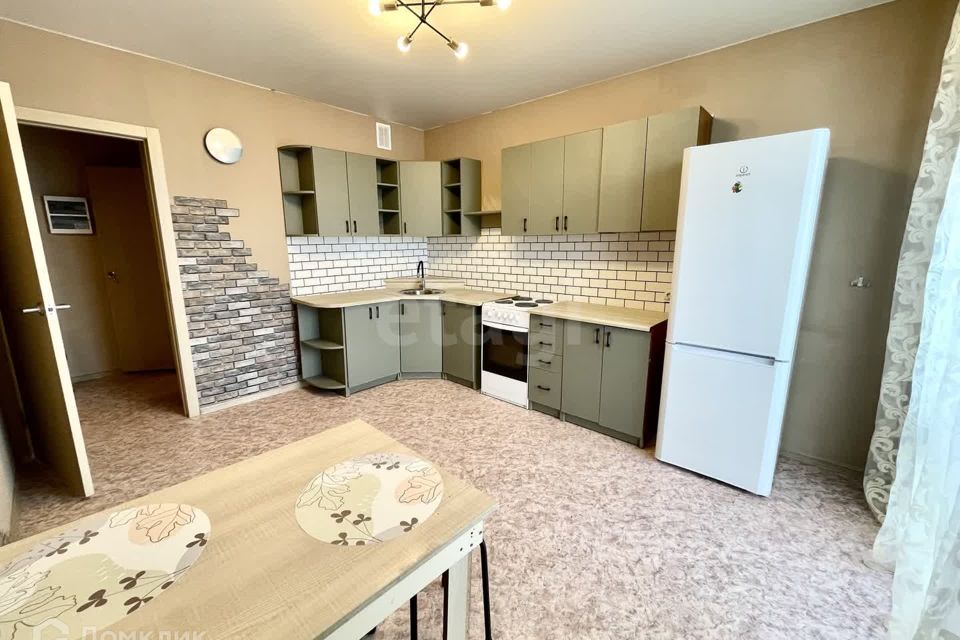 Сдаётся 3-комнатная квартира, 85 м²