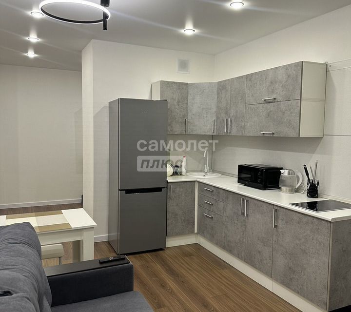 Сдаётся 2-комнатная квартира, 65 м²