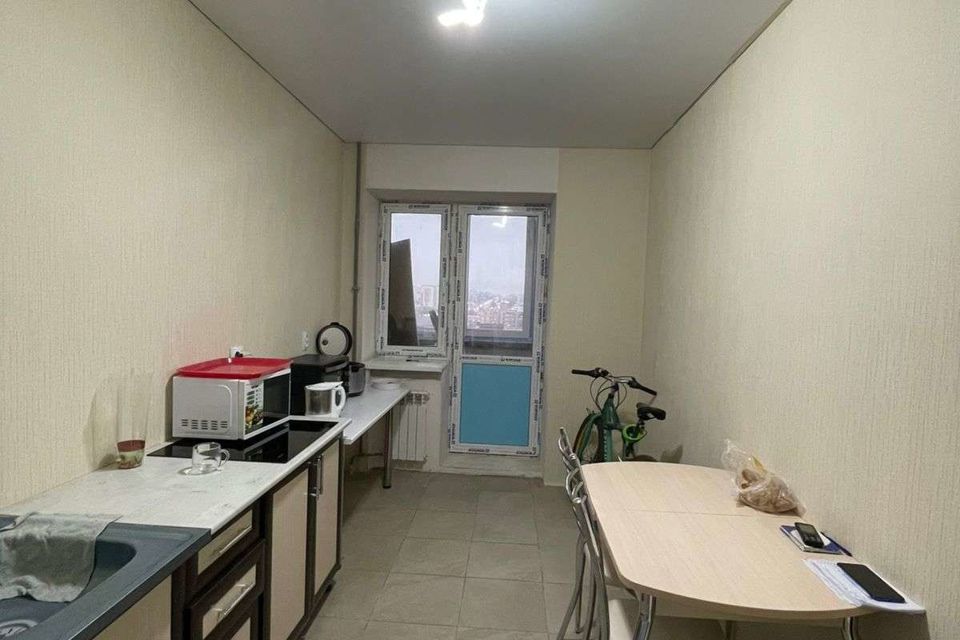 Продаётся 1-комнатная квартира, 41.8 м²