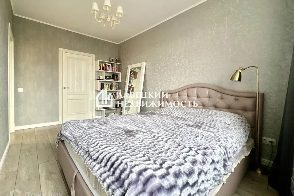 Продаётся 1-комнатная квартира, 40.4 м²