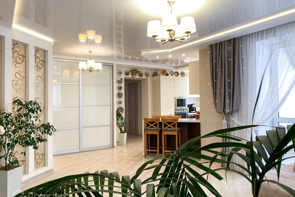 Продаётся 3-комнатная квартира, 85 м²