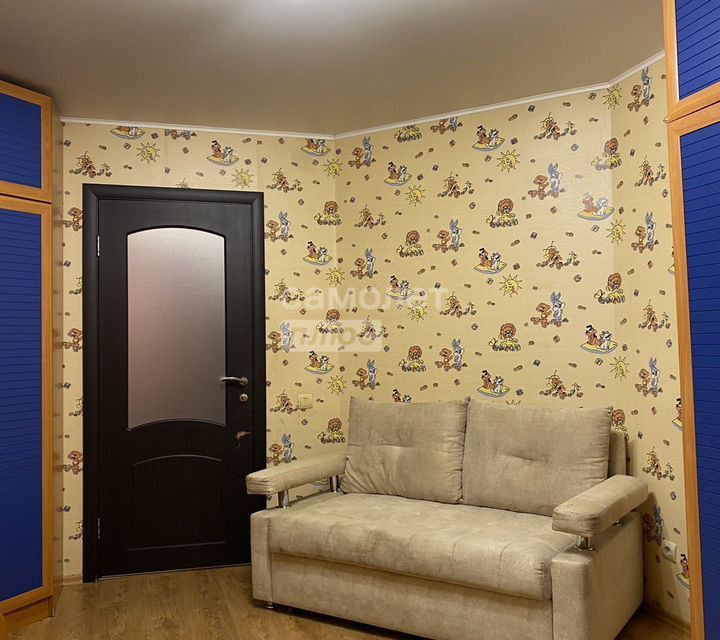 Сдаётся 2-комнатная квартира, 56 м²