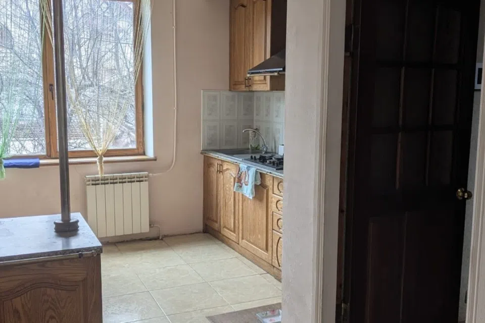 Продаётся 2-этажный дом, 270 м²