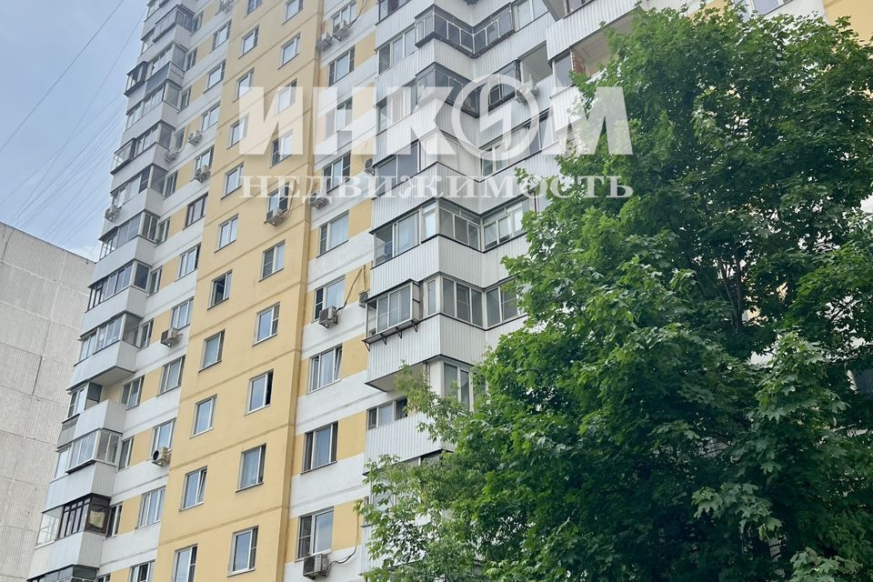 Продаётся 1-комнатная квартира, 35.2 м²