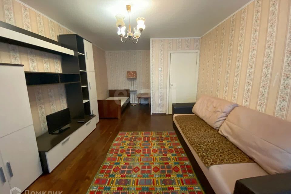 Продаётся 1-комнатная квартира, 35.8 м²