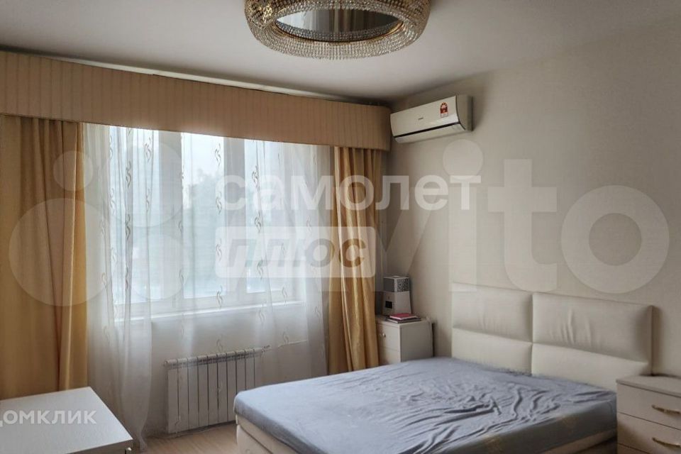 Продаётся 2-комнатная квартира, 65.6 м²